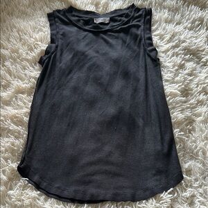 Zenana Black Sleeveless Top, size M.
